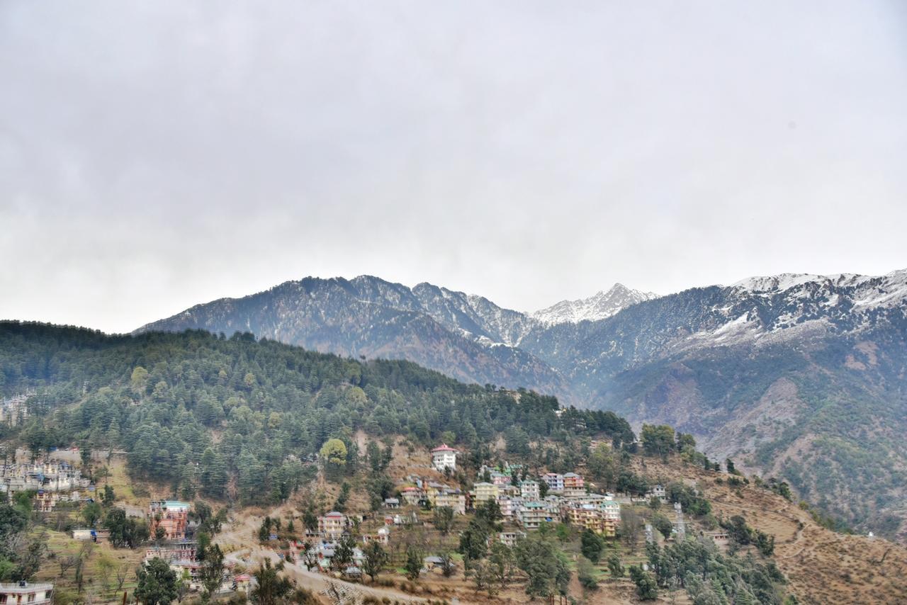 Hotel Akash - Luxury Hotel In Mcleodganj МакЛеод Ганж Екстериор снимка