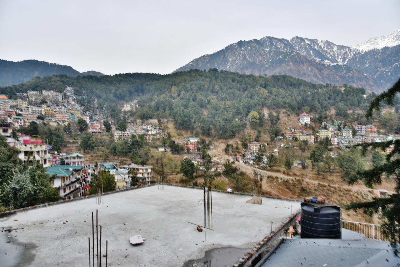 Hotel Akash - Luxury Hotel In Mcleodganj МакЛеод Ганж Екстериор снимка