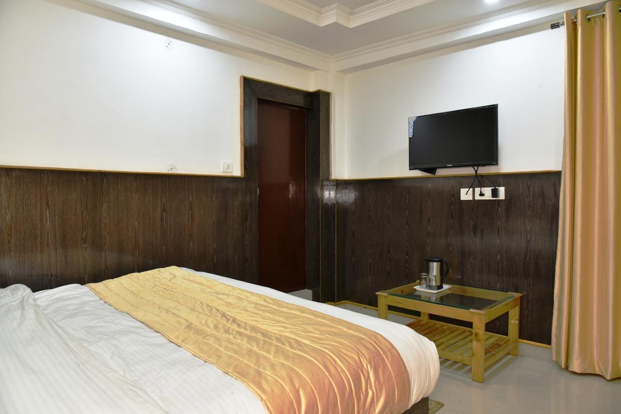 Hotel Akash - Luxury Hotel In Mcleodganj МакЛеод Ганж Екстериор снимка