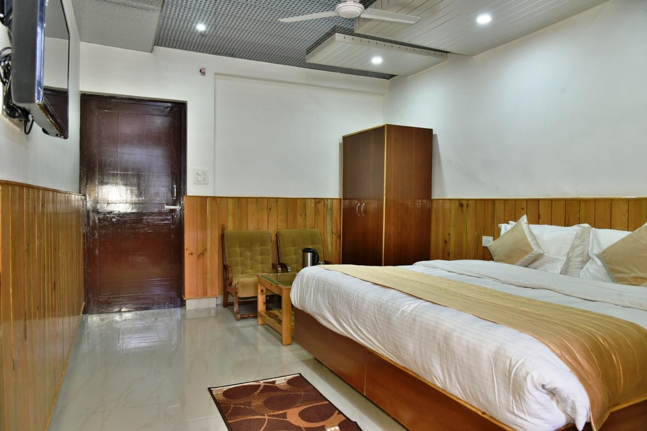 Hotel Akash - Luxury Hotel In Mcleodganj МакЛеод Ганж Екстериор снимка