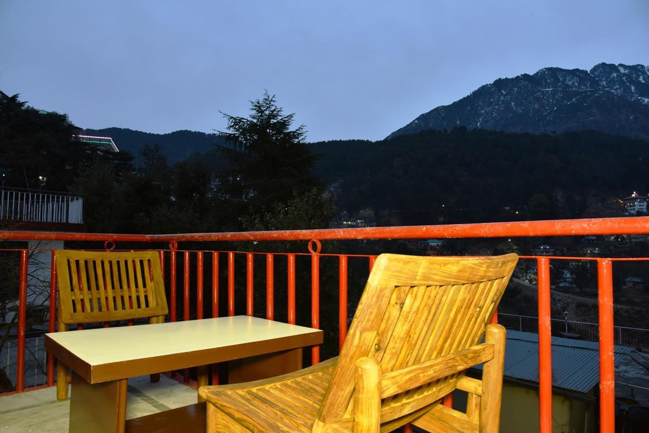 Hotel Akash - Luxury Hotel In Mcleodganj МакЛеод Ганж Екстериор снимка